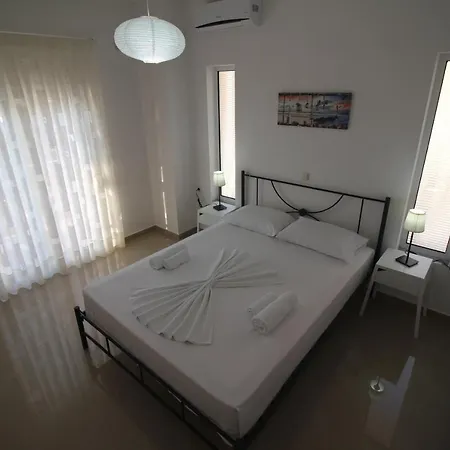 Nefeli Sarandë